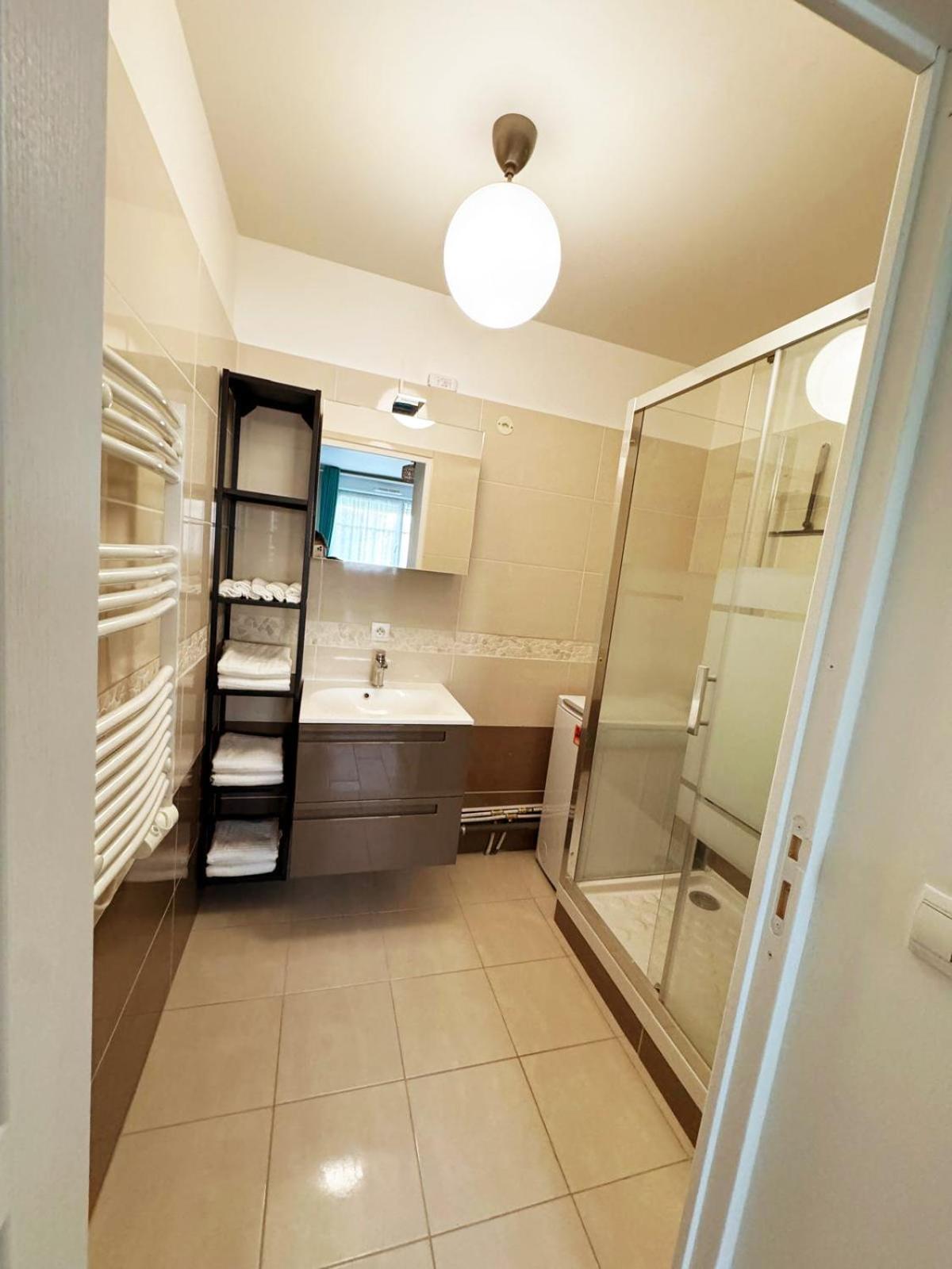 Appartement Magnolia 40M2, Parking Et Wifi Gratuit Μοντεβρέν Εξωτερικό φωτογραφία